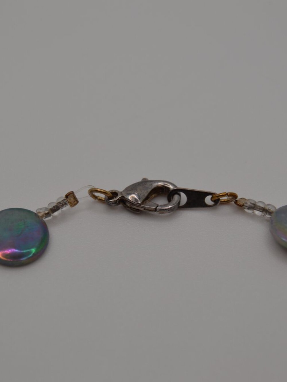 Irridescent Shell Bracelet - Picture 3 of 4